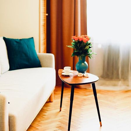 National Stadion Apartment ワルシャワ エクステリア 写真